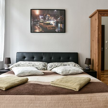 คอร์วิน พอยต์ รูม แอนด์ อพาร์ตเมนต์ Hotel บูดาเปสต์ ภายนอก รูปภาพ