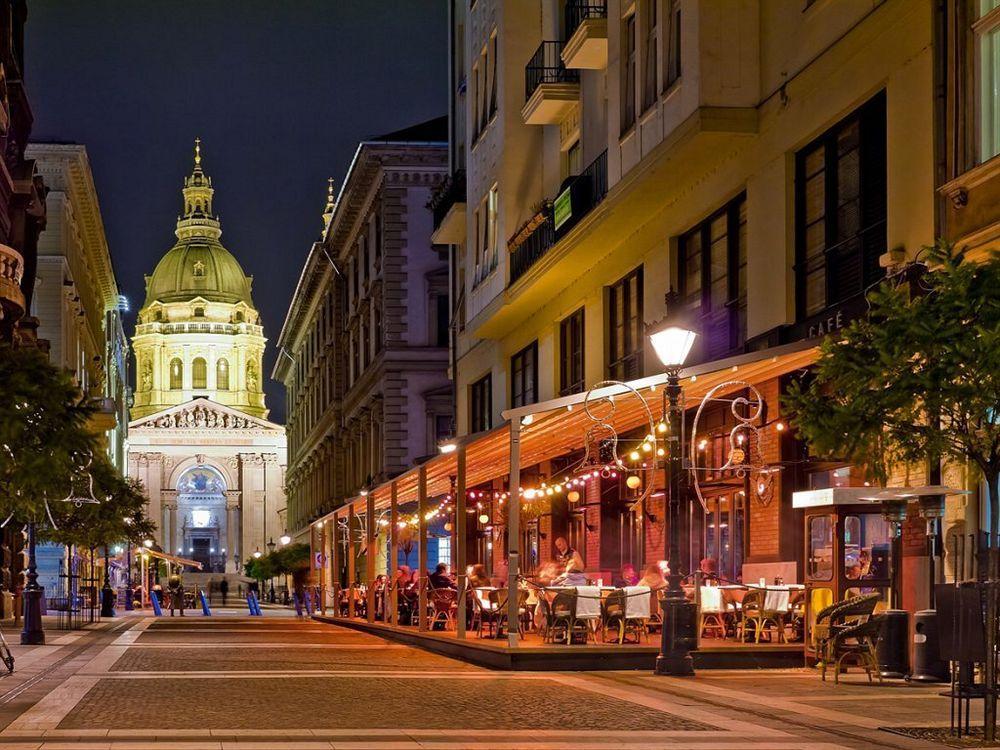 คอร์วิน พอยต์ รูม แอนด์ อพาร์ตเมนต์ Hotel บูดาเปสต์ ภายนอก รูปภาพ