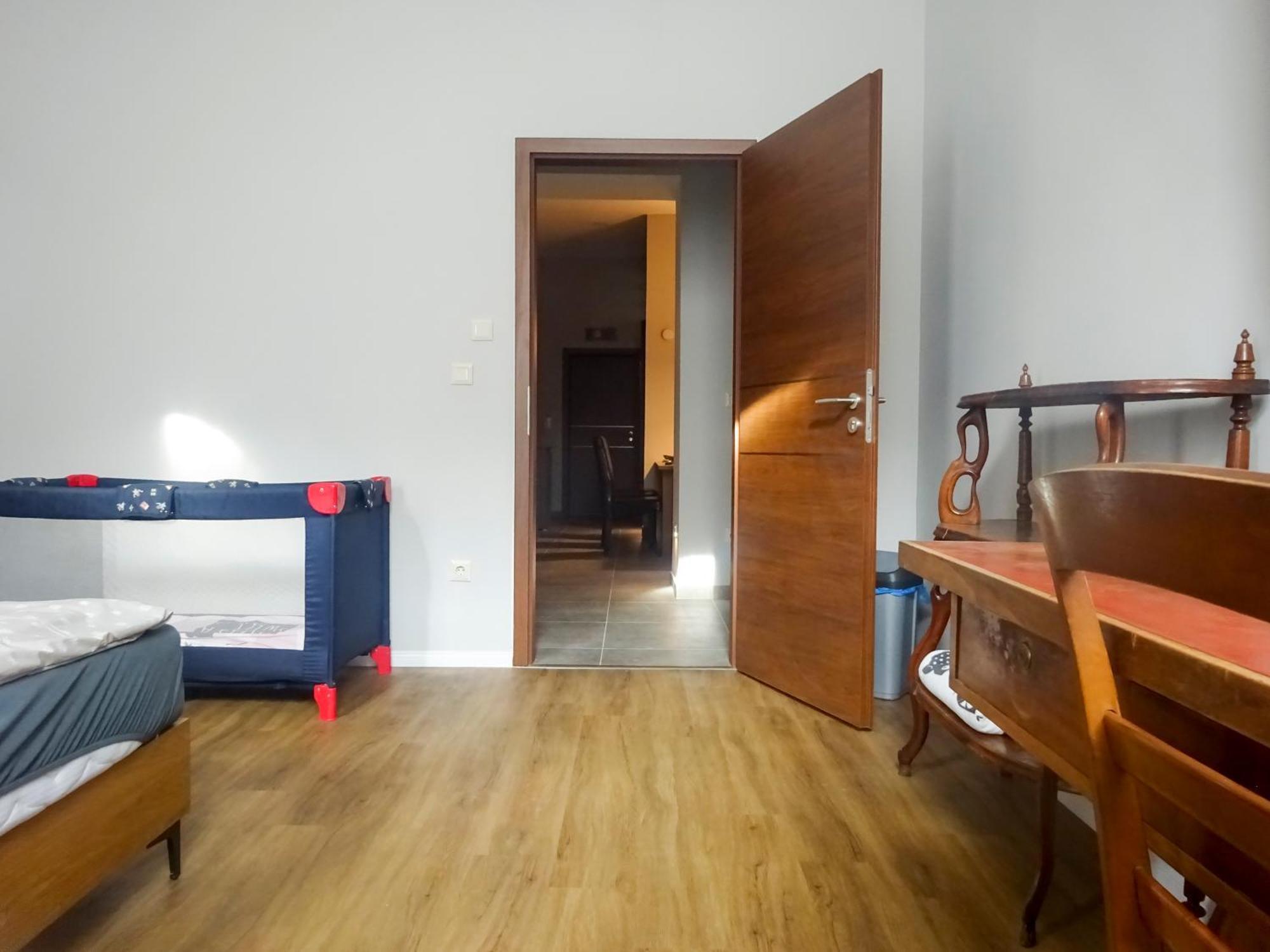 คอร์วิน พอยต์ รูม แอนด์ อพาร์ตเมนต์ Hotel บูดาเปสต์ ภายนอก รูปภาพ