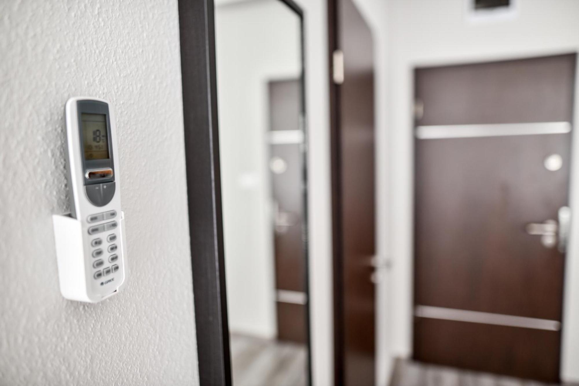 คอร์วิน พอยต์ รูม แอนด์ อพาร์ตเมนต์ Hotel บูดาเปสต์ ภายนอก รูปภาพ