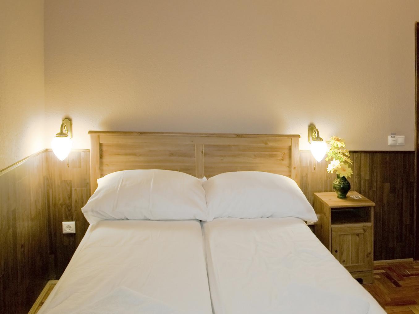 คอร์วิน พอยต์ รูม แอนด์ อพาร์ตเมนต์ Hotel บูดาเปสต์ ภายนอก รูปภาพ
