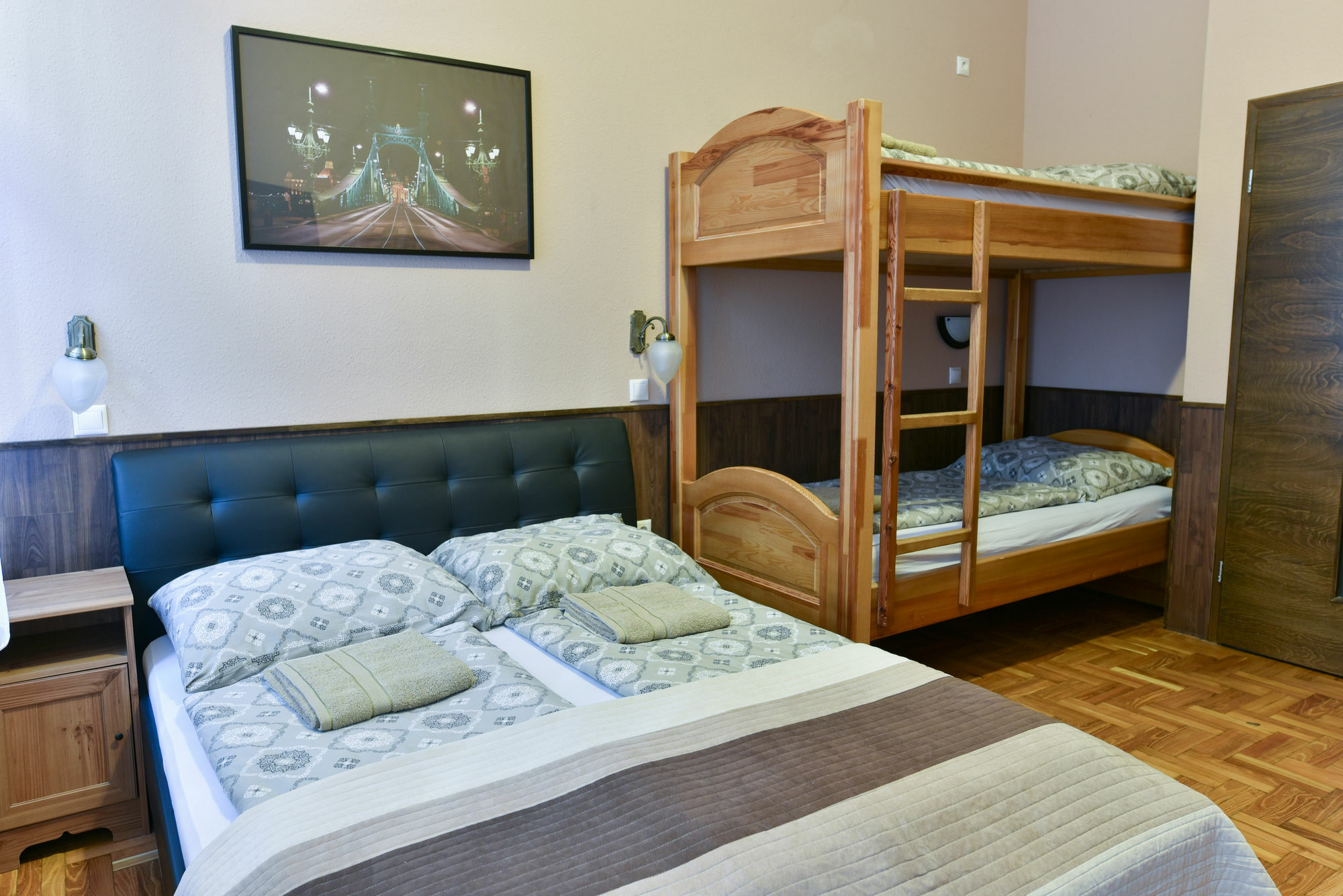 คอร์วิน พอยต์ รูม แอนด์ อพาร์ตเมนต์ Hotel บูดาเปสต์ ภายนอก รูปภาพ
