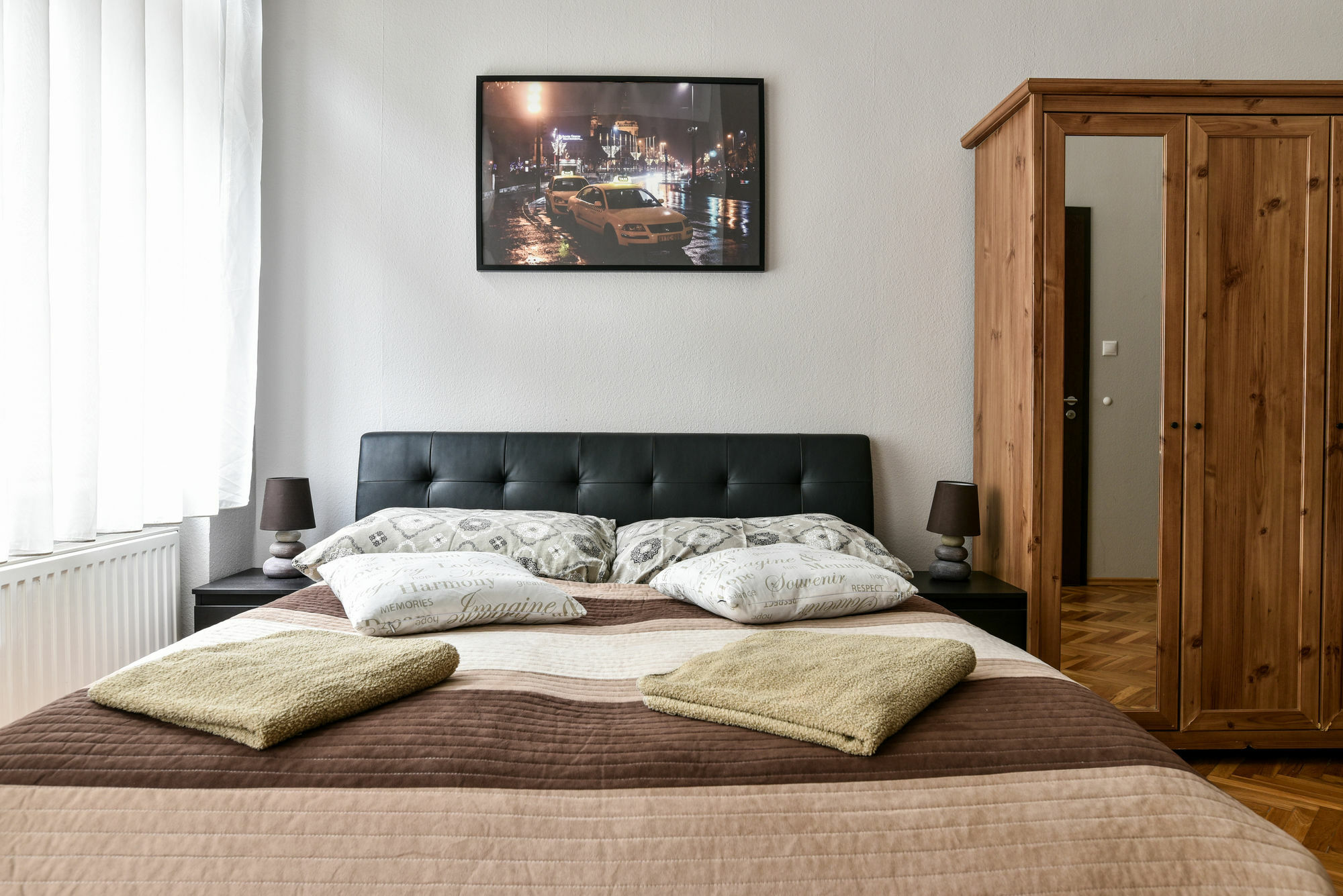 คอร์วิน พอยต์ รูม แอนด์ อพาร์ตเมนต์ Hotel บูดาเปสต์ ภายนอก รูปภาพ